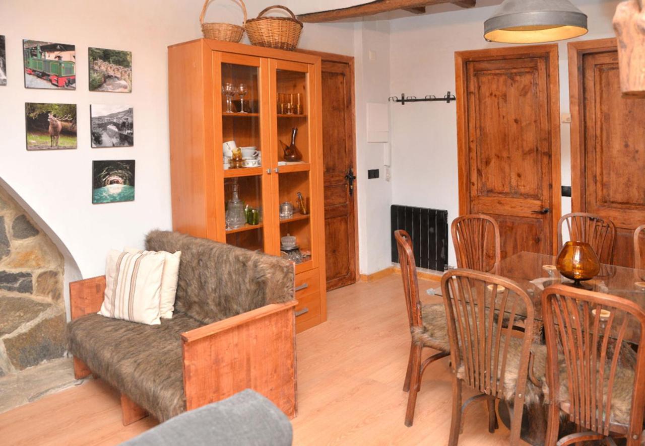 Ferienwohnung Piso Rustico-Moderno 6 Plazas - Pobla De Lillet La Pobla de Lillet Exterior foto